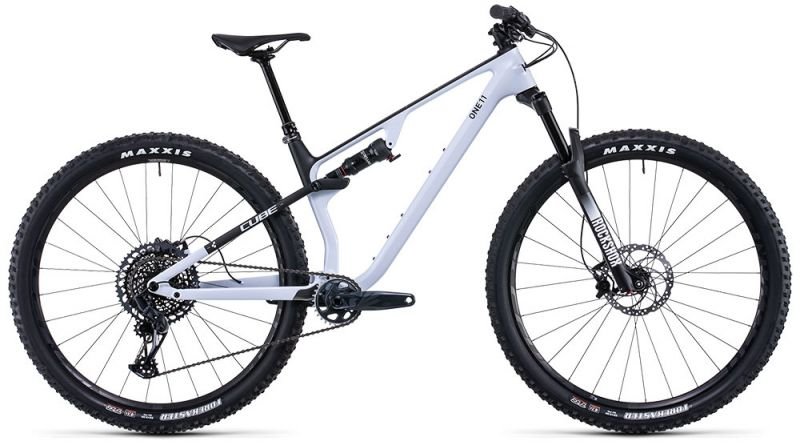 Cube-AMS-ONE11-C68X-Pro-29-flashwhite´n´carbon.jpg Cube AMS ONE11 C:68X Pro 29 – Bild 1