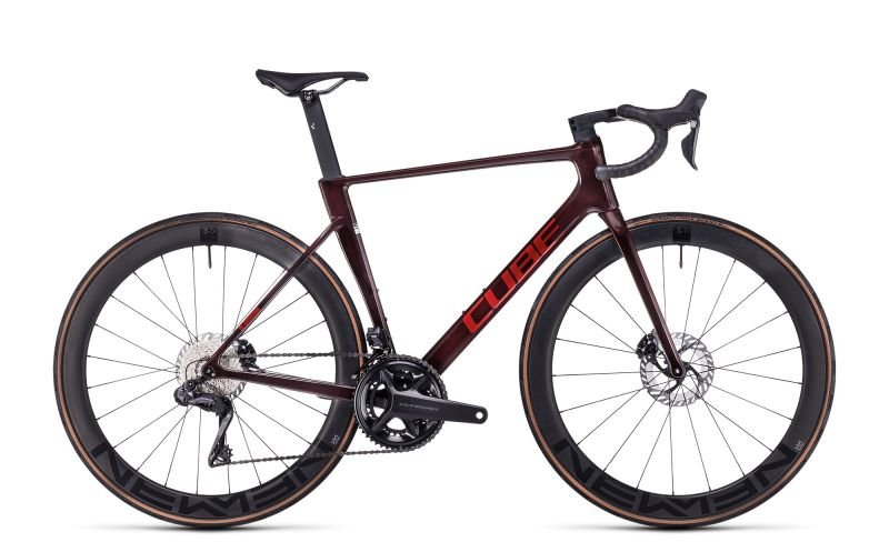 Cube-Litening-AIR-C68X-Race-liquidred´n´carbon.jpg Cube Litening AIR C:68X Race – Bild 1
